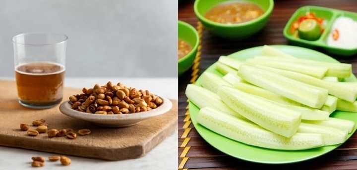 Tại sao nhà hàng thường mang lạc rang, dưa chuột chẻ trước khi lên đồ ăn?