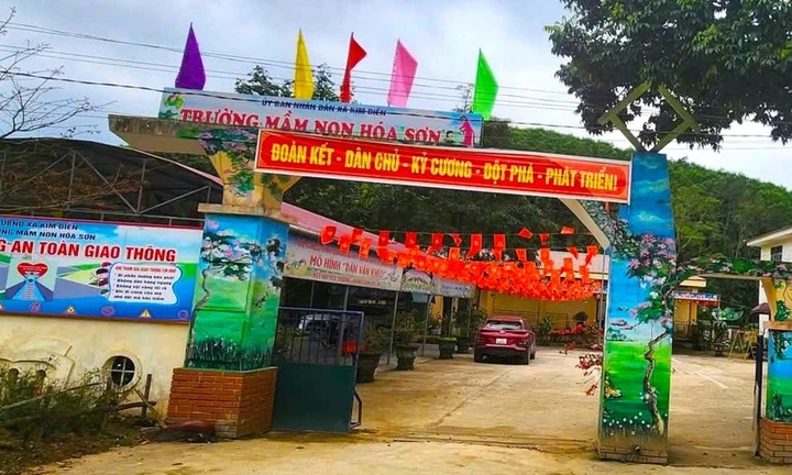 Hiệu trưởng bị kỷ luật vì lập sai danh sách học sinh để nhận cơm từ thiện