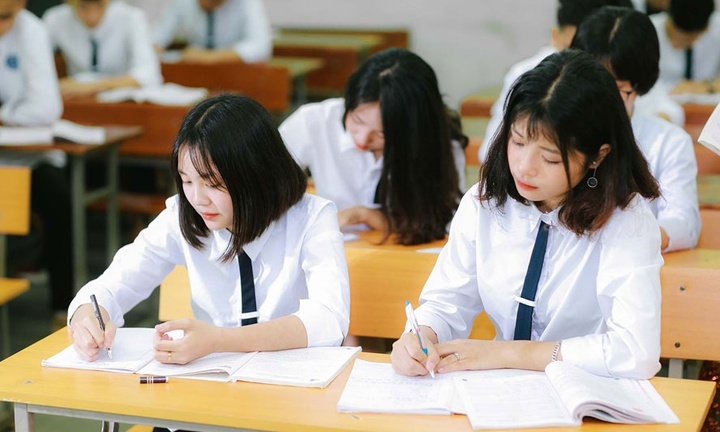 Học sinh lớp 9 Hà Nội đừng bỏ lỡ cột mốc 20/4 nếu muốn chắc suất vào lớp 10