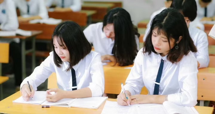 Tin tức giáo dục 24h: Gần 5.000 trường học hoàn thành khảo sát đánh giá kết quả học tập 2026