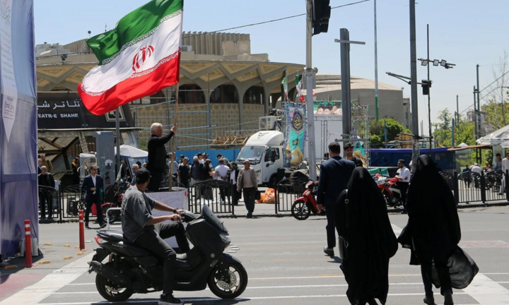 Tổng thống Trump cảnh báo có thể tái khởi động lại các cuộc tấn công Iran
