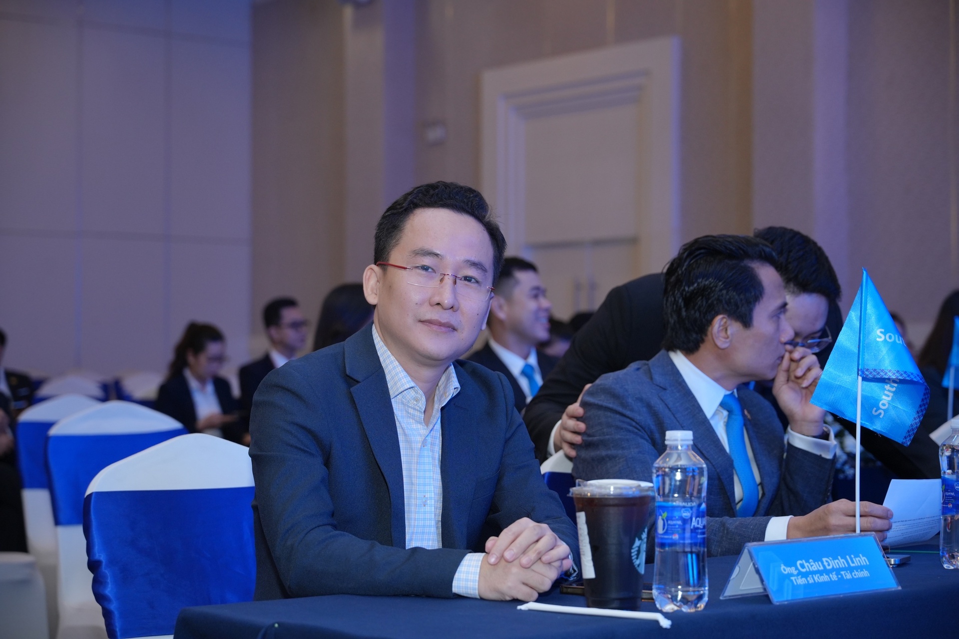 TS. Châu Đình Linh, Trường Đại học Ngân hàng TP.Hồ Chí Minh.