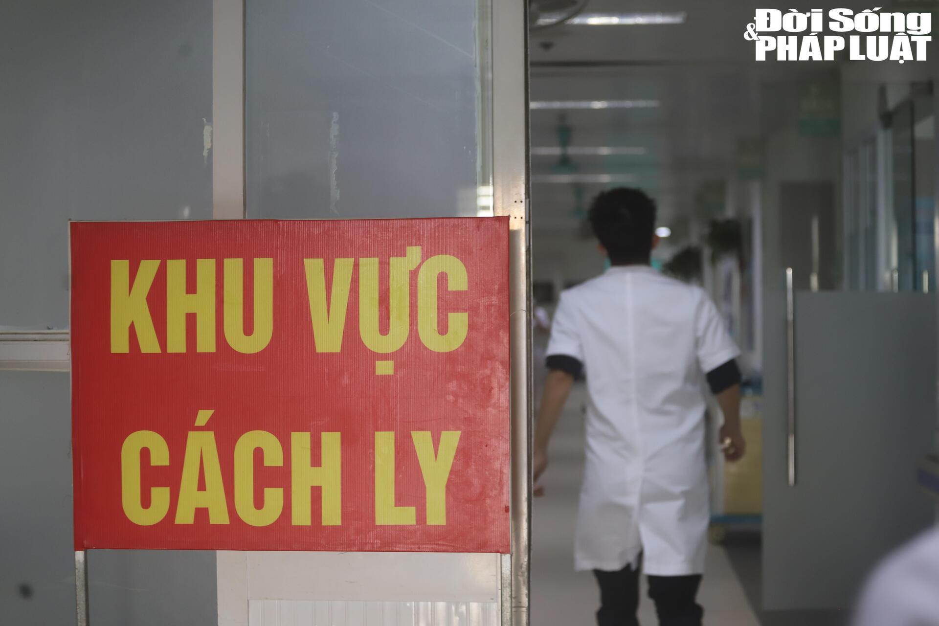 Cúm A không chừa một ai: Người già biến chứng suy hô hấp, người trẻ "vật vã" hơn mắc COVID - 1