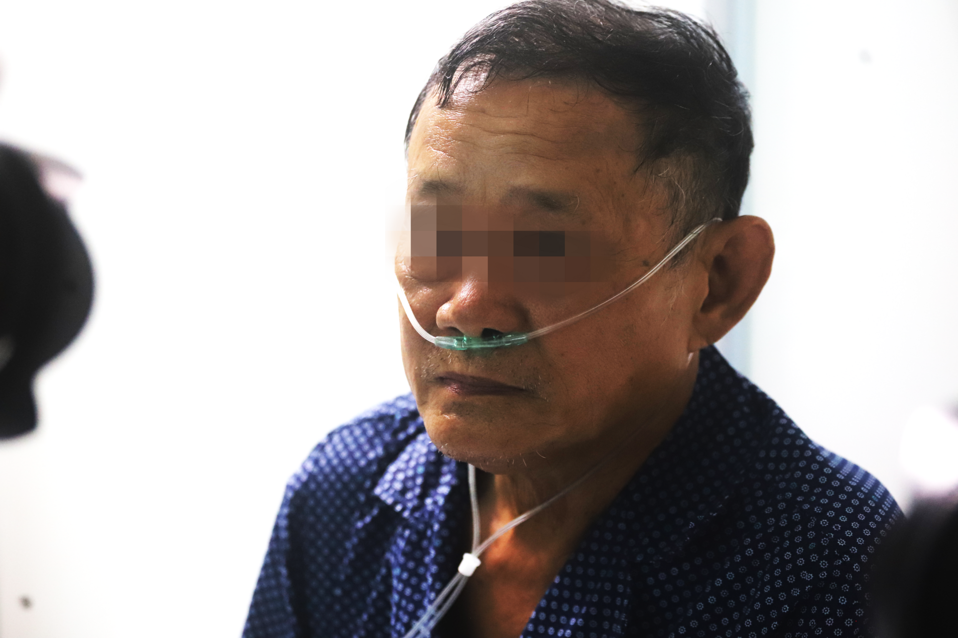 Cúm A không chừa một ai: Người già biến chứng suy hô hấp, người trẻ "vật vã" hơn mắc COVID - 6