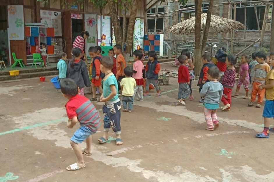  Chuyện về “ngọn đèn nhỏ” thắp sáng ước mơ giữa đại ngàn Huổi Mắn - 8