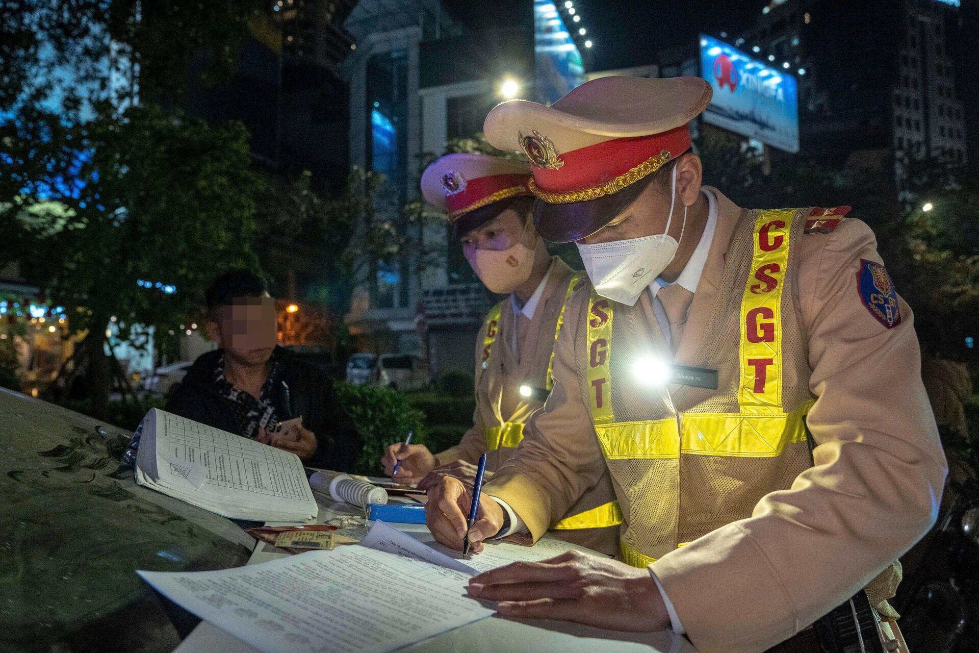 Trường hợp sử dụng còi sai quy định bị xử lý.