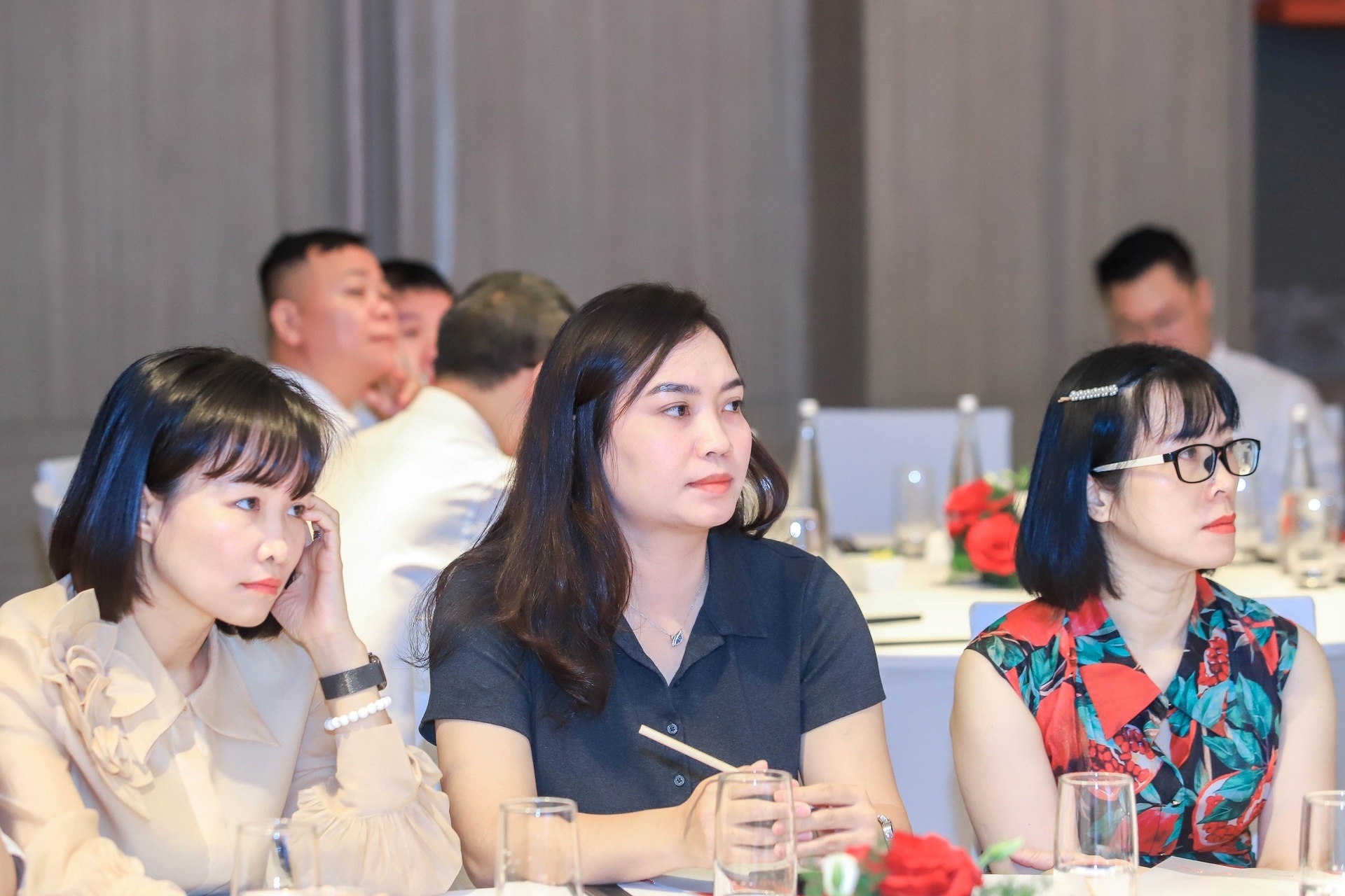 Báo chí phải không ngừng đổi mới về tư duy, nội dung và phương thức hoạt động - 4