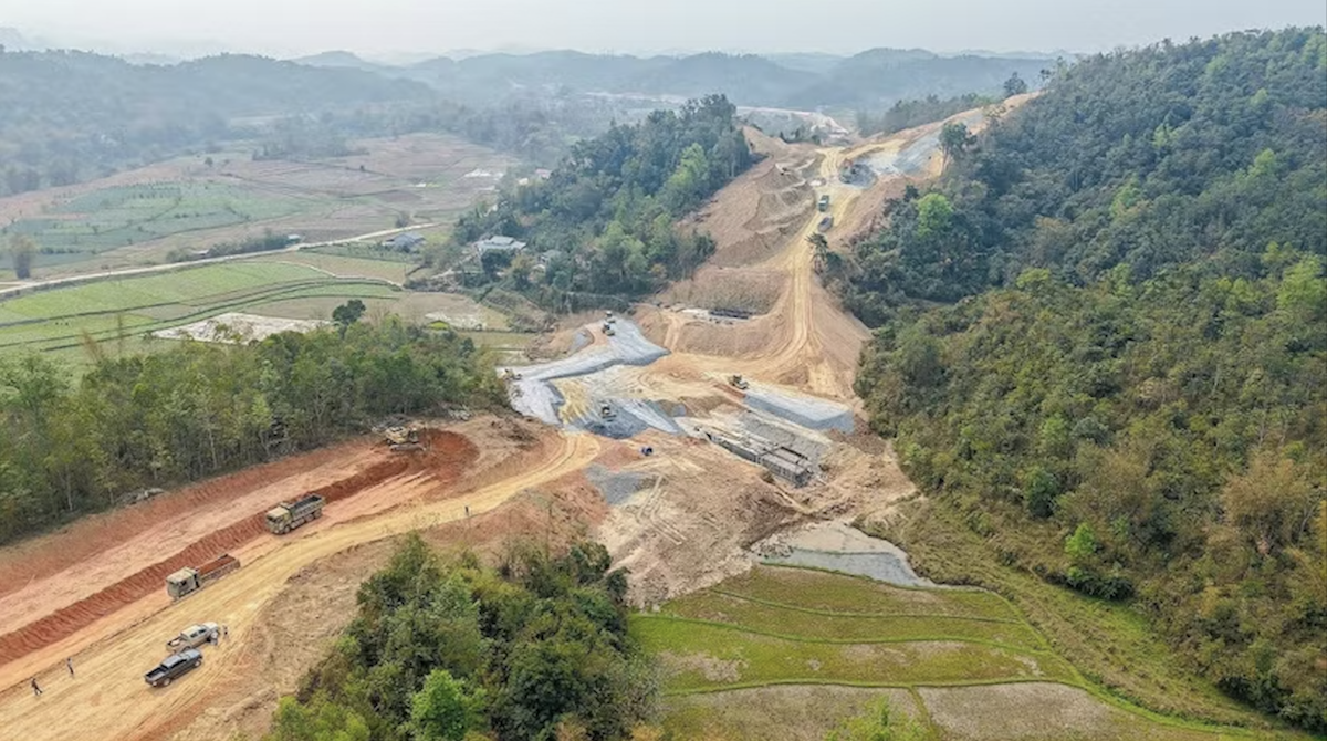 Cú hích cho tăng trưởng 2 con số nhìn từ bài toán phát triển hạ tầng giao thông - 2