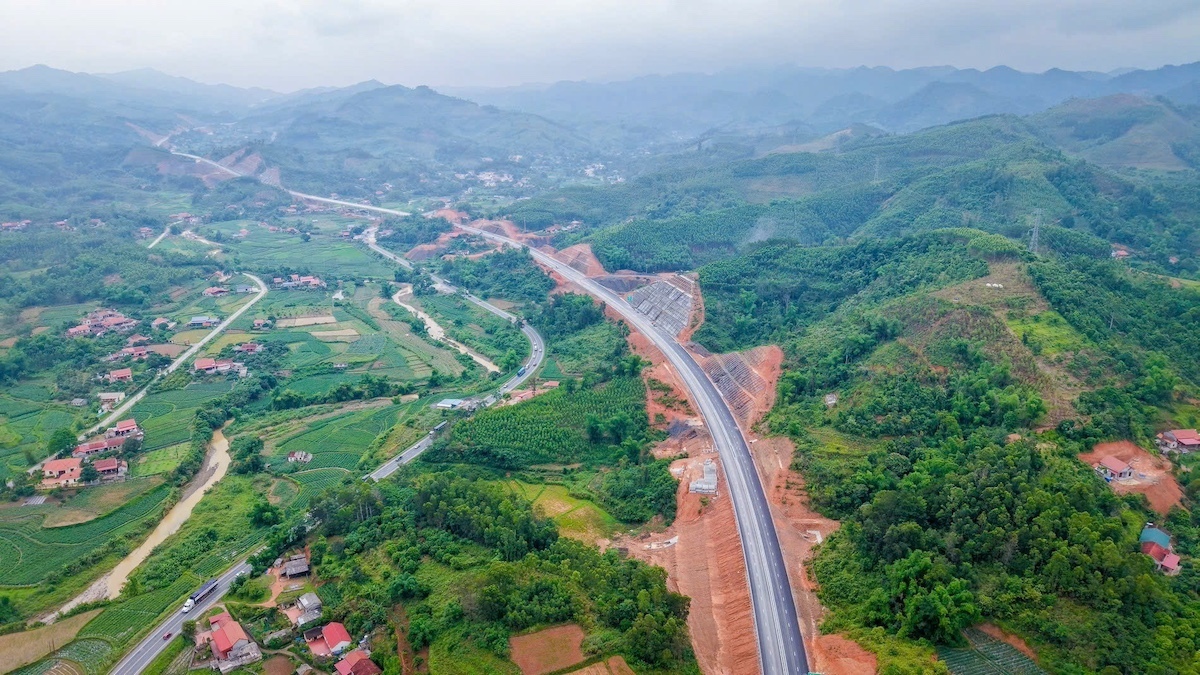 Cú hích cho tăng trưởng 2 con số nhìn từ bài toán phát triển hạ tầng giao thông - 3