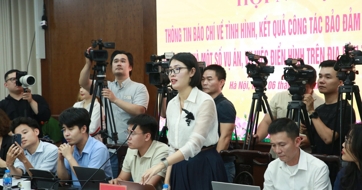 Thiếu tướng Nguyễn Quốc Toản, Chánh văn phòng, Người phát ngôn Bộ Công an: Báo chí chính thống là “tuyến phòng thủ” quan trọng trước làn sóng tin giả - 8