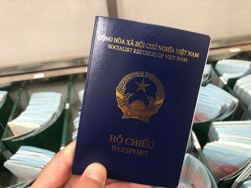 Thủ tục cấp hộ chiếu có thể làm online? Ảnh minh họa.