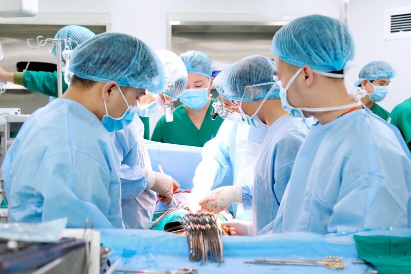 Bệnh viện Đa khoa tỉnh Phú Thọ: Chất lượng là thước đo phát triển - 2