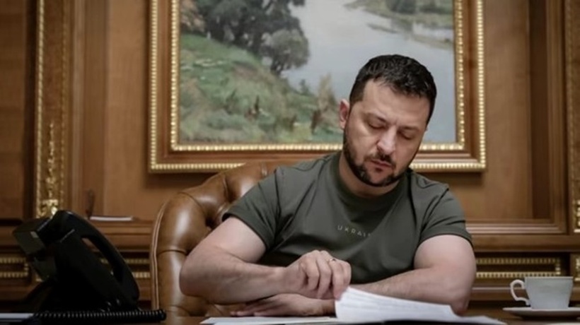 Tổng thống Ukraine Zelensky bất ngờ thay đổi đội ngũ nhân sự thân cận. Ảnh: Báo Tiền Phong.