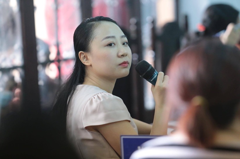Nữ tiếp viên hàng không Nguyễn Thị Bích Hường trong phiên toà ngày 15/12/2020. Ảnh: Dân Việt