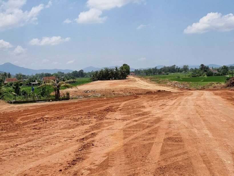 Thủ tướng chỉ đạo xử lý dứt điểm giải phóng mặt bằng dự án cao tốc trọng điểm. Ảnh minh hoạ