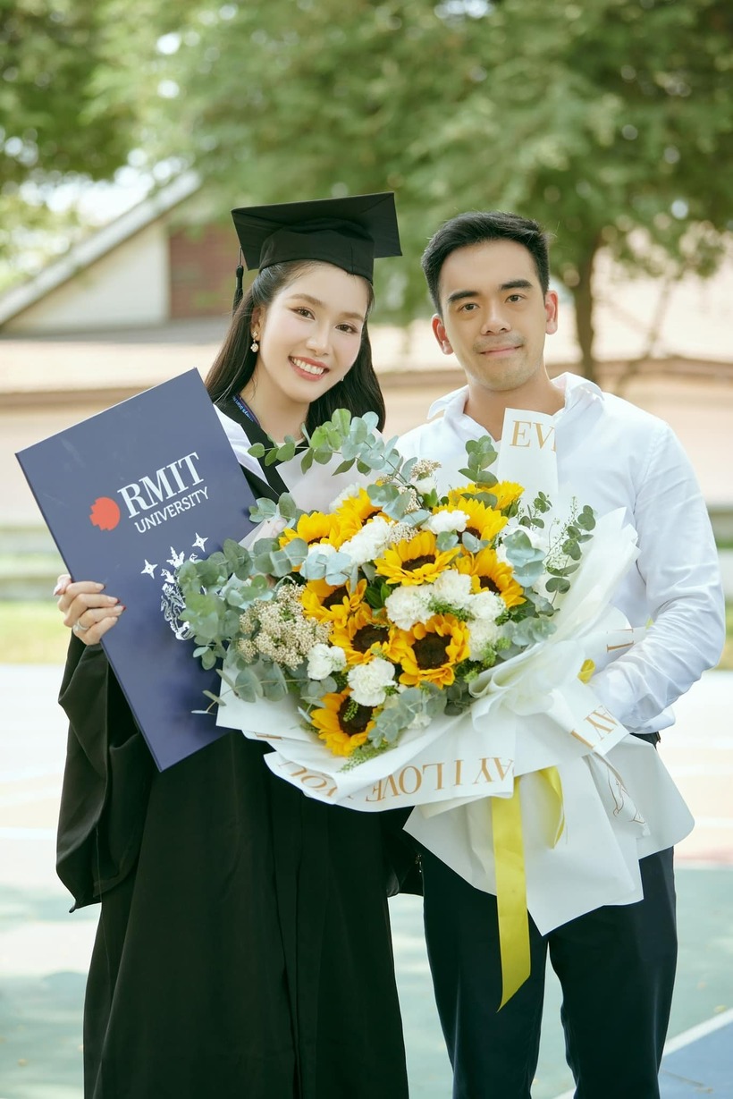 Đại học RMIT Việt Nam xác nhận thông tin Á hậu Phạm Ngọc Phương Anh chính thức là giảng viên của trường từ ngày 24/6 và giảng dạy môn kinh doanh quốc tế, thuộc Khoa Kinh doanh.