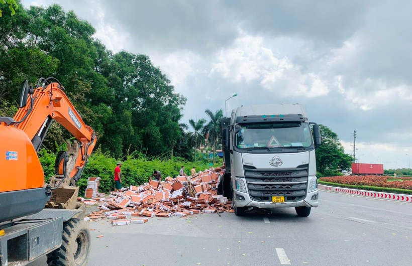 Hiện trường xảy ra vụ tai nạn. Ảnh: Báo Giao thông.