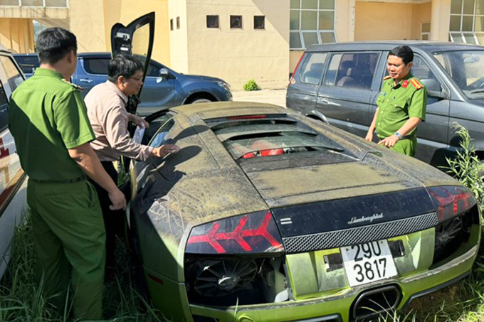 Quảng Bình: Vì sao siêu xe Lamborghini và Mercedes G63 lại bị tiêu hủy? - 1