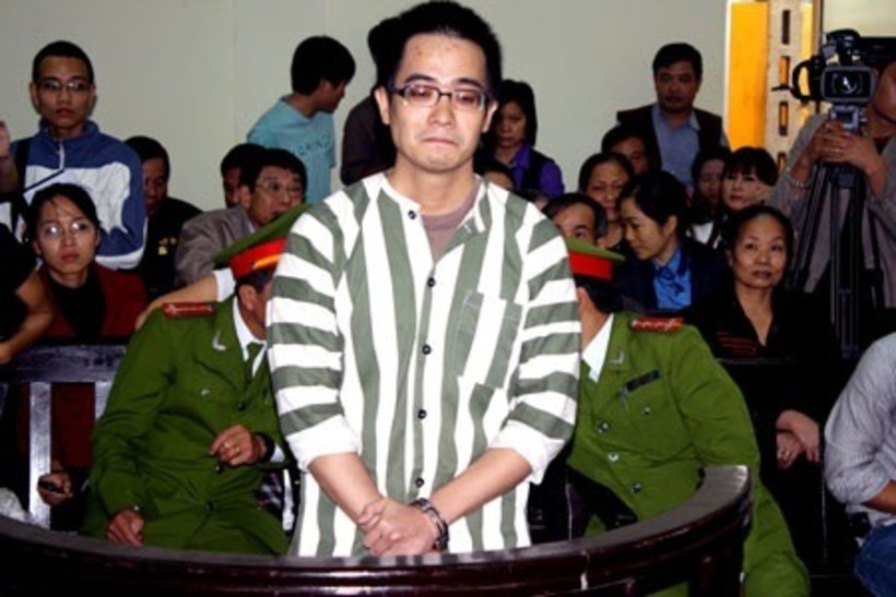 Nguyễn Đức Nghĩa tại phiên toà xét xử ngày 11/11/2010. Ảnh: Dân Trí