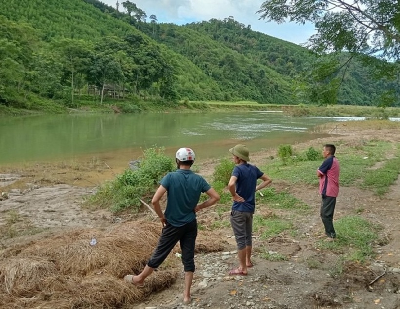 Công tác tìm kiếm được mở rộng. Ảnh: Tiền Phong