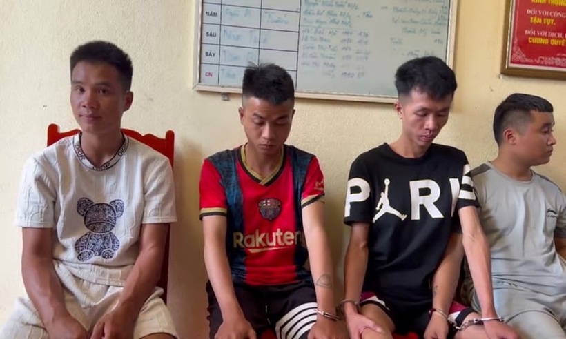 Nhóm đối tượng trong vụ án.