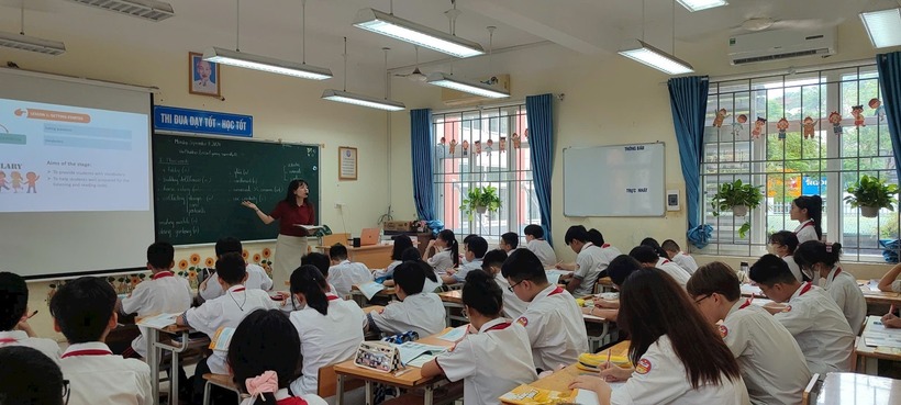 Sáng 9/9, hầu hết các trường học đã đón học sinh trở lại học tập theo kế hoạch thời gian năm học 2024-2025. Ảnh: Hà Nội mới