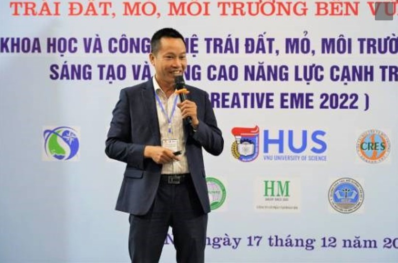 GS.TS Nguyễn Xuân Hùng. Ảnh: Dân Việt