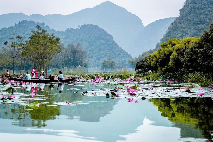 Giá vé các dịch vụ ở khu du lịch chùa Hương