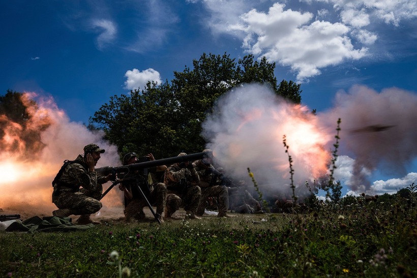 Ukraine căng mình ứng phó với hỏa lực Nga ở Kursk. Ảnh: CNN