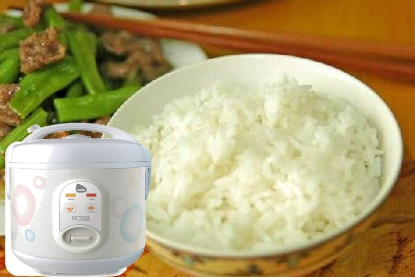 Sự thay đổi nhiệt độ đột ngột khi mở nắp cũng có thể làm lòng nồi bị giãn nở không đều, lâu dần dẫn đến bong tróc lớp chống dính. Ảnh minh họa