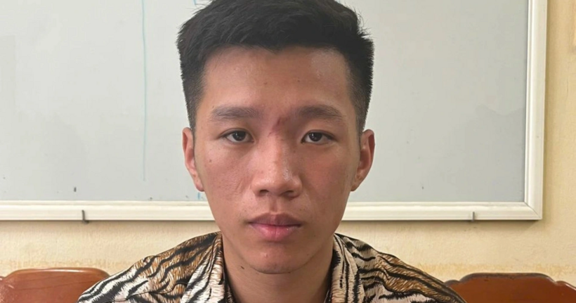 Cao Văn Tuấn tại cơ quan công an.