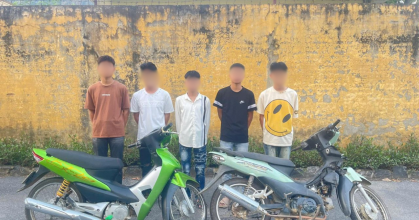 Các đối tượng tham gia chặt biển số xe ở Phú Thọ.