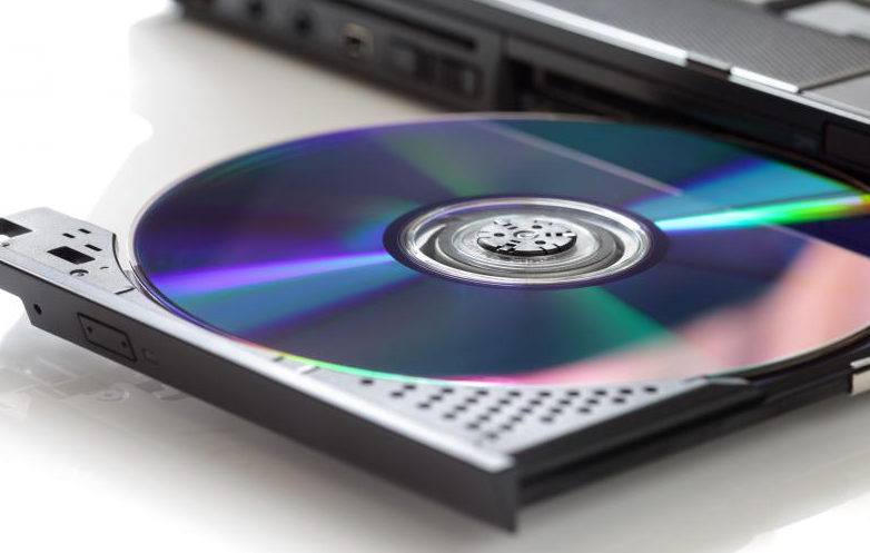 Nếu được bảo quản cẩn thận, tuổi thọ của đĩa CD và DVD có thể rất lâu.