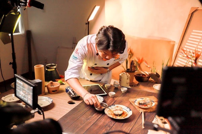 Food stylist phải là người am hiểu về ẩm thực.