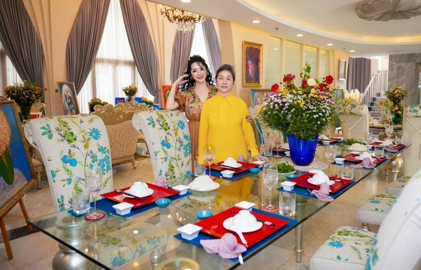 Hiện tại, Giáng My đang sống trong căn biệt thự có diện tích hơn 1.000m2 ở khu Thảo Điền (TP.Thủ Đức, TP.HCM).