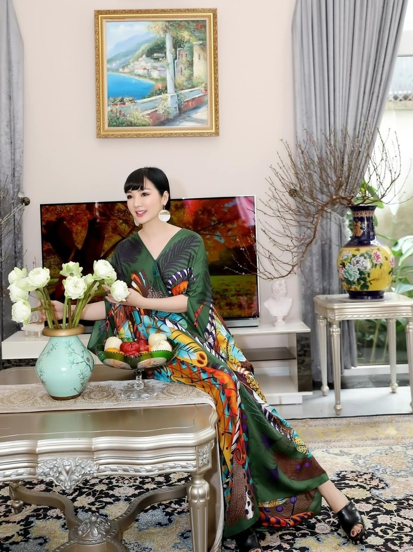 Cơ ngơi “triệu đô” của sao Việt: Choáng ngợp trước biệt thự hơn 1.000m2 của Hoa hậu Giáng My - 14