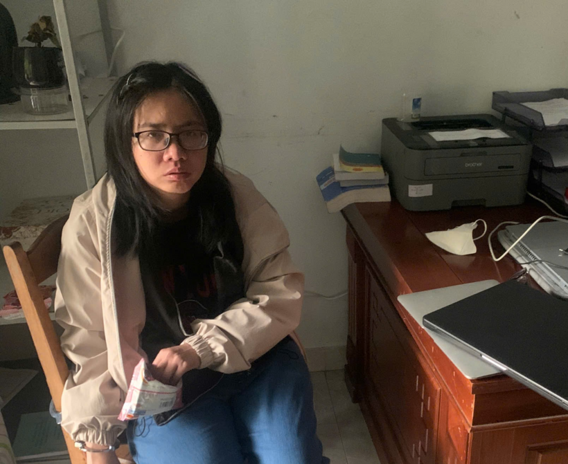 Giang bị tạm giữ cùng tang vật trộm cắp. Ảnh: Thanh Niên