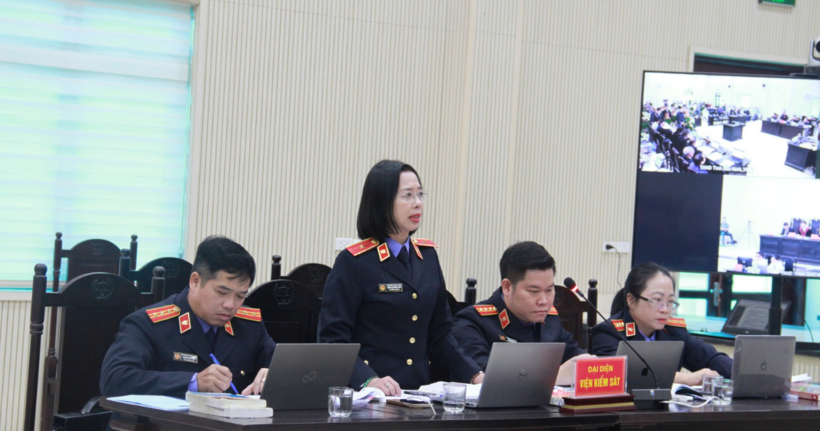 Đại diện VKSND tỉnh Bắc Ninh trong phiên tòa.
