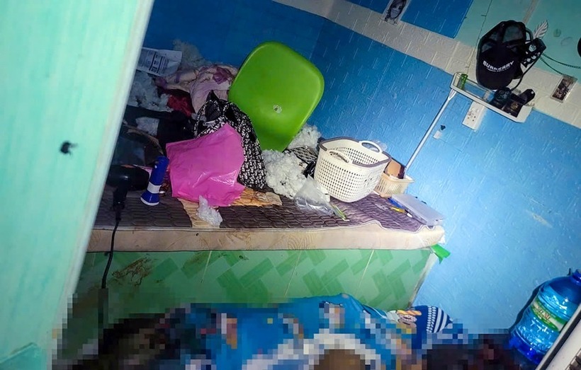 Hiện trường vụ thi thể đôi nam nữ trong căn nhà ở Vĩnh Long. Ảnh: Báo Giao thông