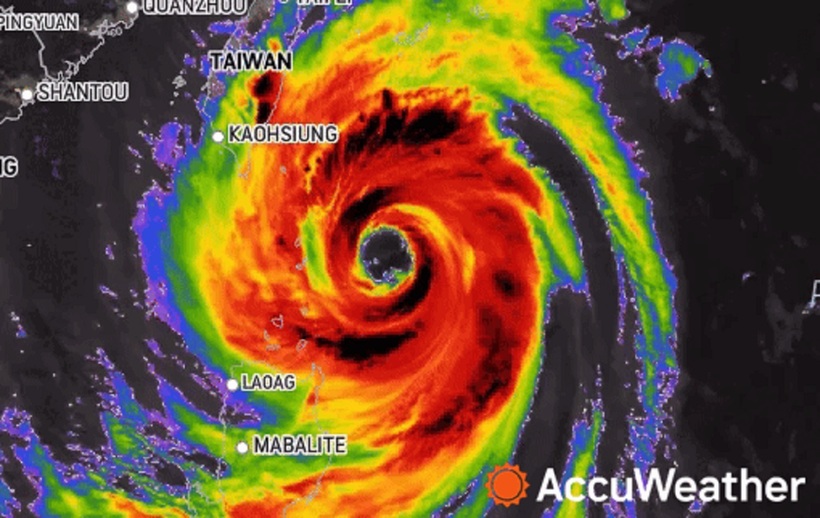 Hình ảnh mắt bão Kong-rey.