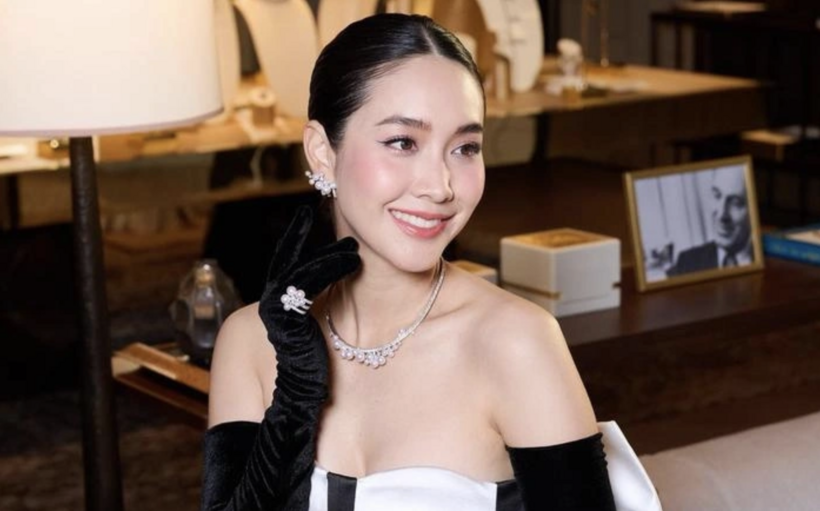 "Sếp Min" khằng định cô nhận tiền theo thỏa thuận trên hợp đồng quảng cáo.