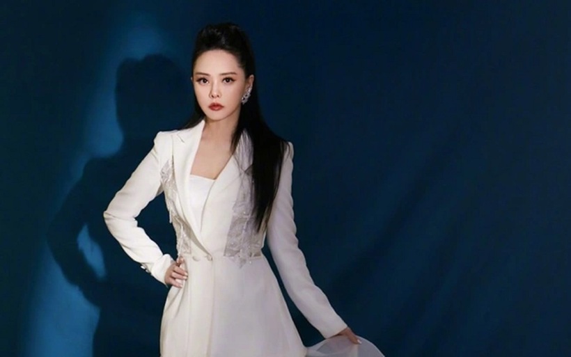 Scandal "dập tắt" hào quang: Ngọc nữ mất hết sự nghiệp vì ngoại tình, chê chồng "yếu" giờ ra sao? - 5