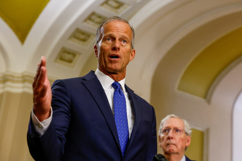 Thượng nghị sĩ Cộng hòa John Thune. Ảnh: Getty