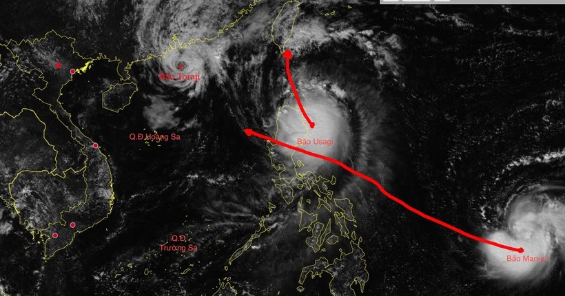 Đường đi của 2 cơn bão ngoài biển Đông. Ảnh: Tuổi Trẻ