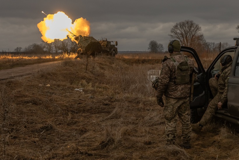 Nga tung dàn "quái vật bọc thép" thần tốc nghiền nát phòng tuyến Ukraine. Ảnh: Defense News