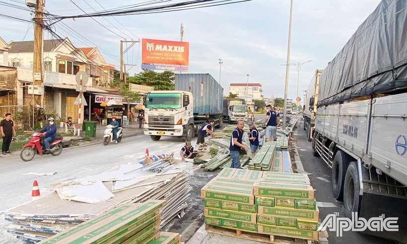 Hiện trường xảy ra vụ tai nạn. Ảnh: Báo Ấp bắc.