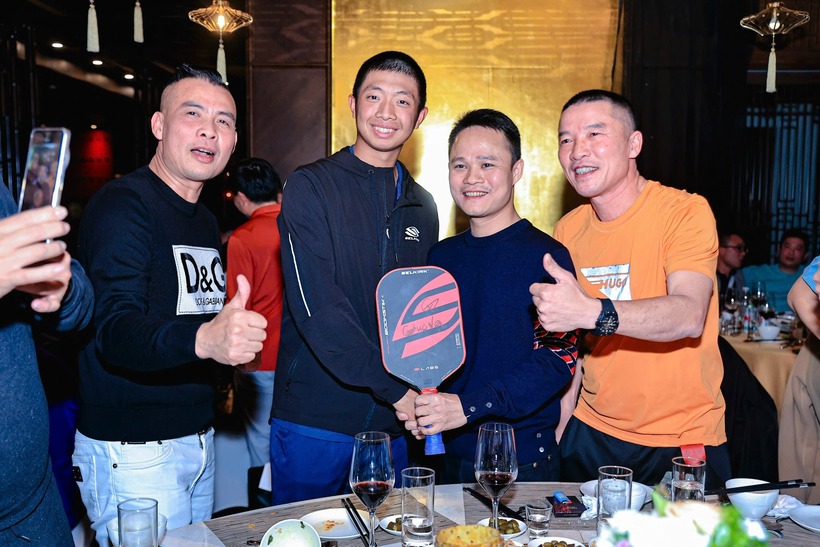 "Thần đồng pickleball" Quang Dương giao lưu cùng CLB Pickleball Vinhomes Riverside - 5