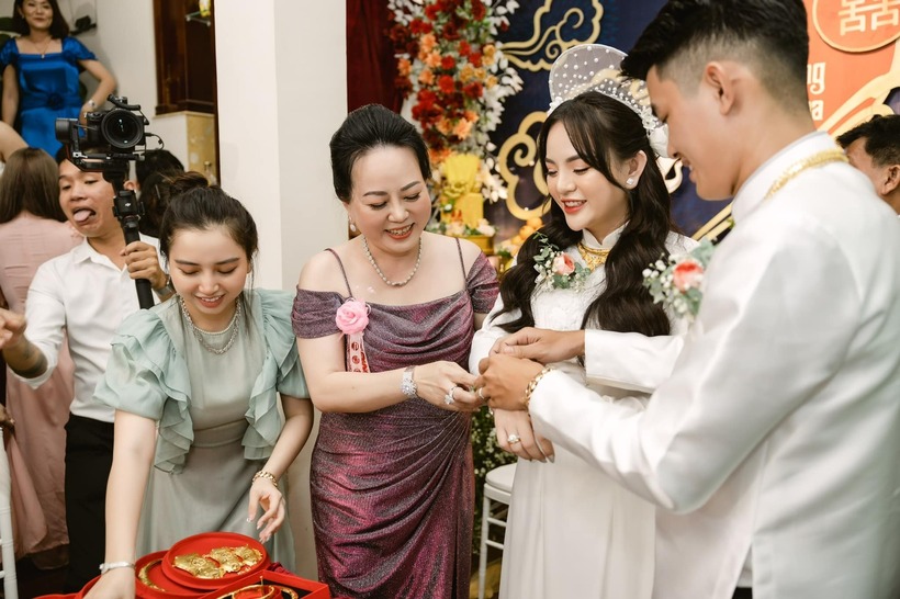 Gia thế của hai bên gia đình cô dâu chú rể rất môn đăng hộ đối. Ảnh: Vietnamnet/Báo Thanh niên.