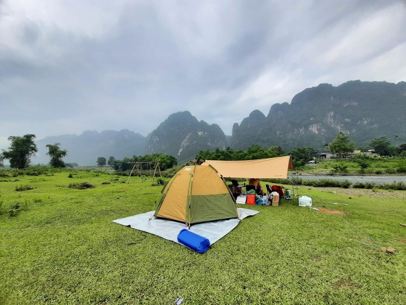 Sông Bôi, dòng sông hiền hòa chảy qua huyện Kim Bôi, tỉnh Hòa Bình, được biết đến với cảnh quan thiên nhiên tươi đẹp.