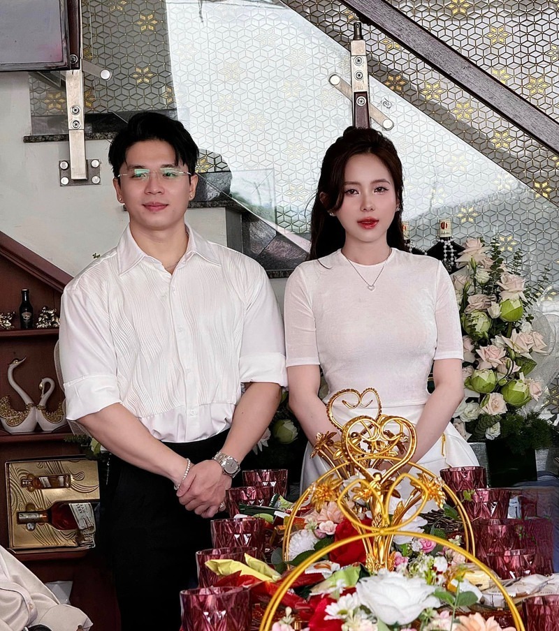 Như Ngọc và Hoàng Hiệp có 2 năm quen nhau trước khi tiến đến hôn nhân. Ảnh: Vietnamnet.